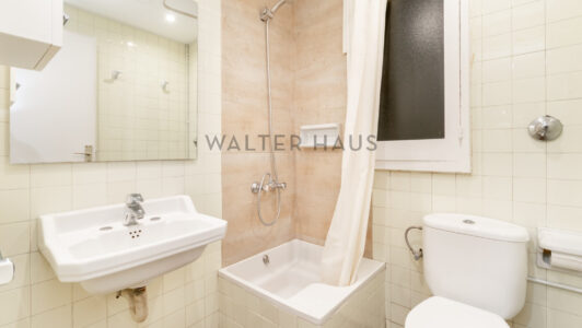 Gran_piso_en_venta_en_Les_Tres_Torres_Barcelona_241891.jpg