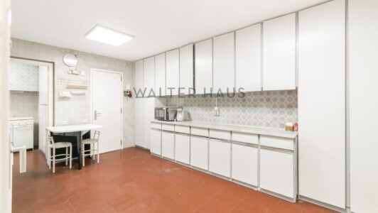 Gran_piso_en_venta_en_Les_Tres_Torres_Barcelona_294395.jpg