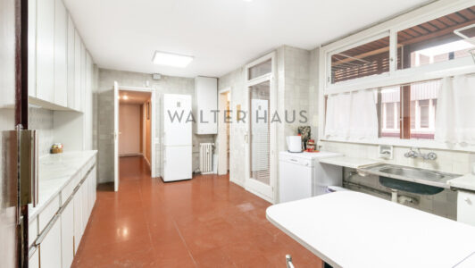 Gran_piso_en_venta_en_Les_Tres_Torres_Barcelona_3259.jpg