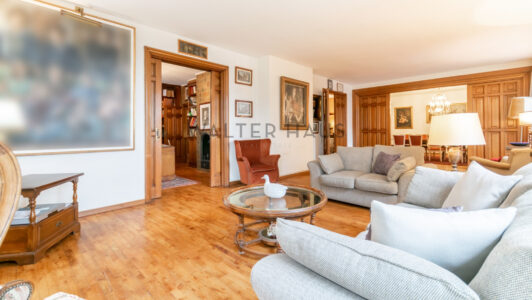 Gran_piso_en_venta_en_Les_Tres_Torres_Barcelona_46895.jpg