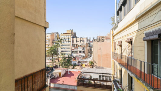 Piso20en20venta20en20Eixample20420WalterHaus_261794-2.jpg