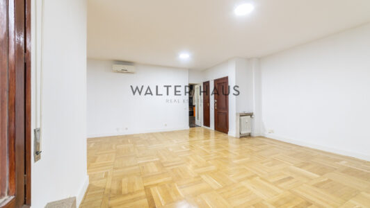 52A96972658-1.jpg