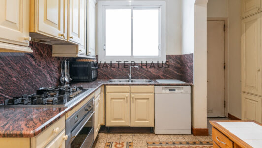 Avenida20Pedralbes2066-58263-1.jpg