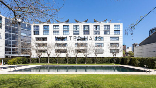 Avila55_344590-2.jpg