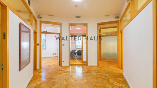 WalterHaus_Balmes201_076102-2.jpg