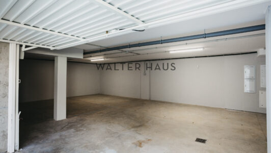 3B8A6487-1012666.jpg