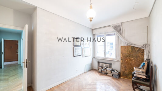 52A12452958-6.jpg