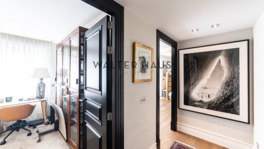 52A14613038-1.jpg