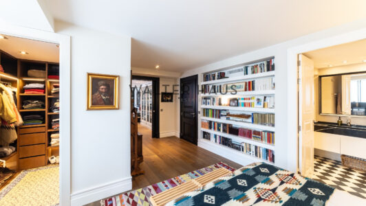 52A14782630-1.jpg