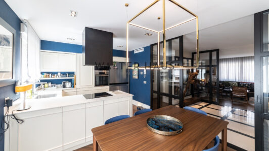 52A14932616-1.jpg