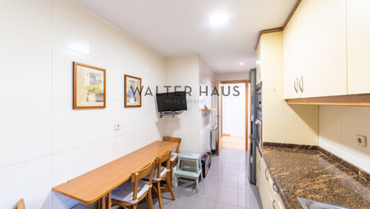 52A27359052-6.jpg