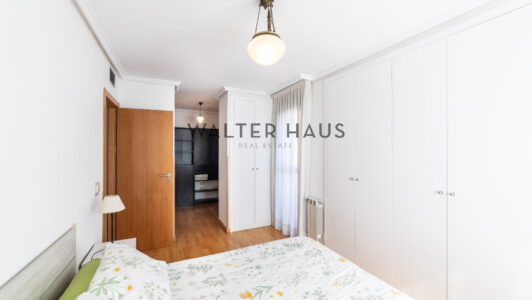 52A275169-6.jpg