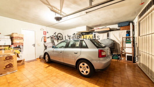 52A35705874-1.jpg
