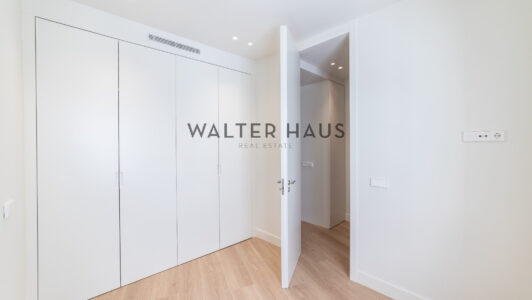 52A45858407-6.jpg
