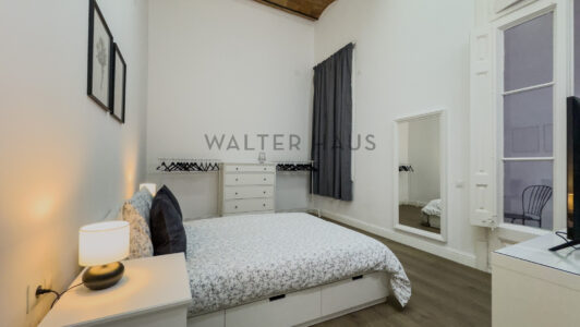 P120-20127865-1.jpg