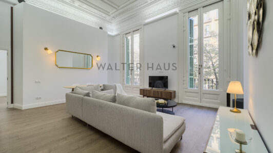 P120-20182879-1.jpg