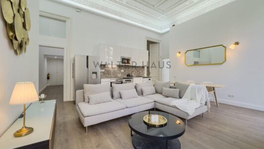 P120-20198874-1.jpg