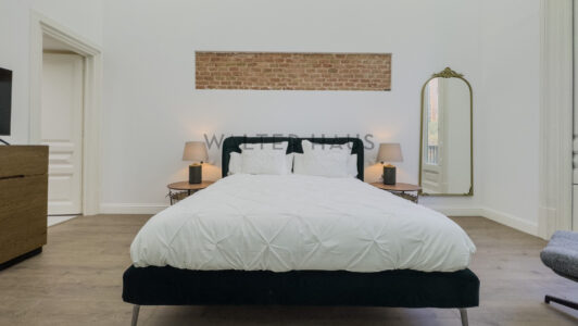 P120-2043505-1.jpg
