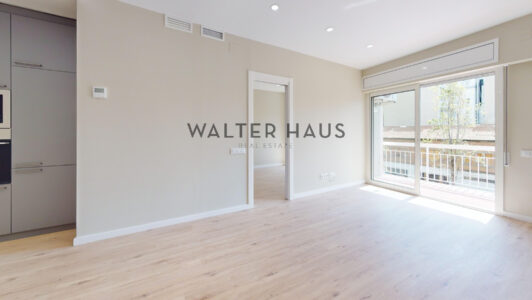 Piso-en-C-Bordeus-31-Living-Room201452-2.jpg