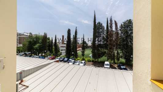 52A01552503-2.jpg