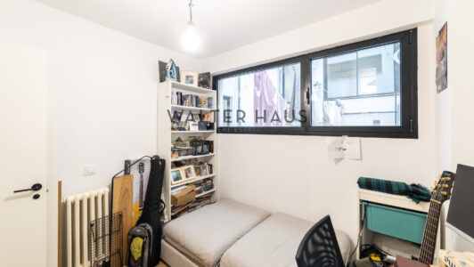 52A04584683-2.jpg