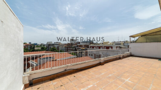 52A09834780-5.jpg