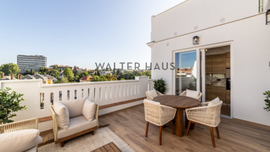 52A1039-HDR5830-1.jpg