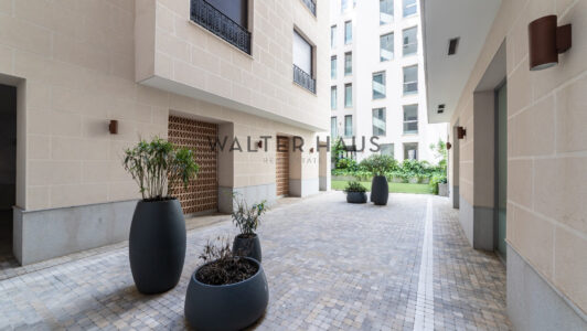 52A11413663-13.jpg