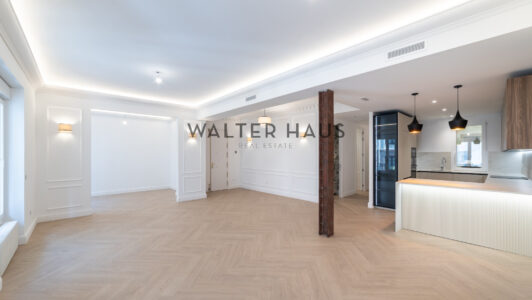 52A1205588-3.jpg