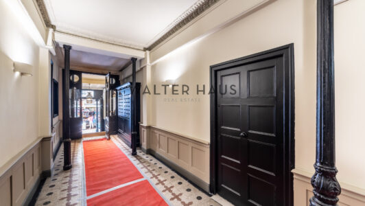 52A1369-HDR7328-1.jpg