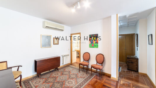 52A59433695-4.jpg