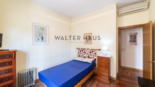 52A59623768-4.jpg
