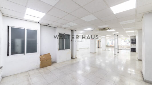 52A63679795-4.jpg