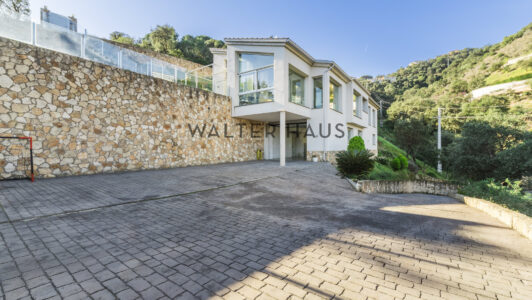 Casa_estrenar_en_Platja_dC2B4Aro_Girona_102673.jpg