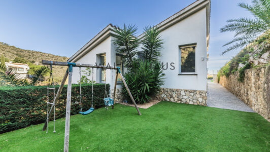 Casa_estrenar_en_Platja_dC2B4Aro_Girona_317392.jpg
