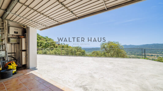 Chalet20reformado20Santa20Cristina20-2000229232-1.jpg