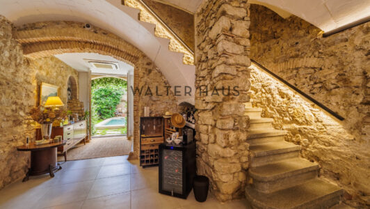 Hotel20Boutique20CorC3A7C3A020-2000256950.jpg