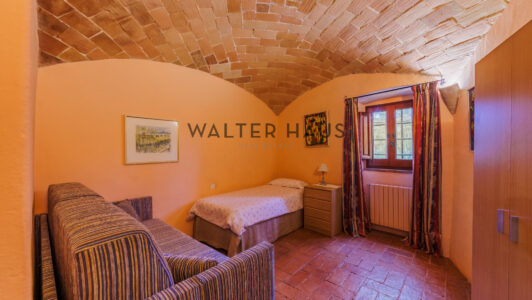 Masia20CorC3A7C3A020-2000047621.jpg