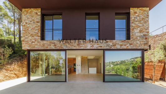 Primera20casa20nueva20construcciC3B3n20Begur20-2000136902.jpg