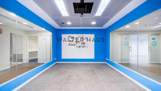 426479-3.jpg