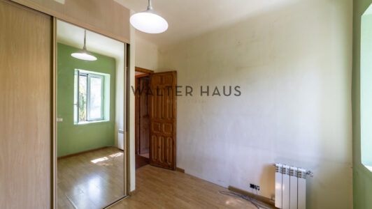 52A11252455-4.jpg