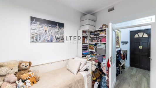 52A82719332-4.jpg