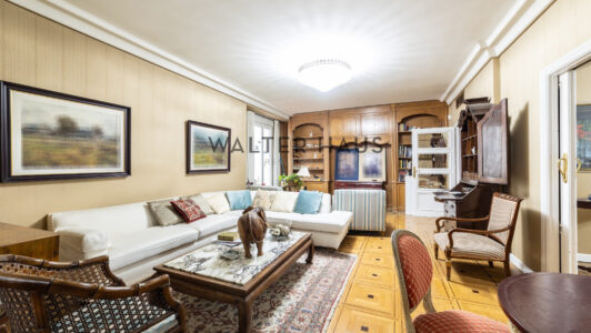 52A96395375-3.jpg