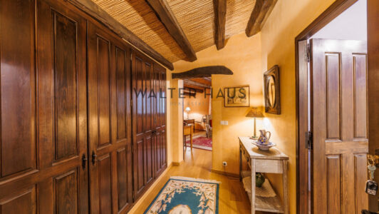 Masia20CorC3A7C3A020-200049993-1.jpg