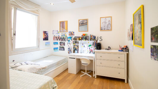 Olid20520283296990-3.jpg