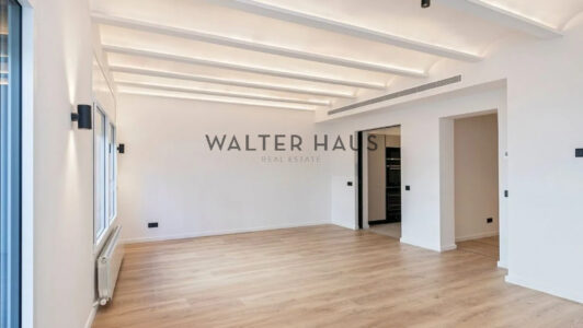 Salon2-fotor-202412051652245000-1.jpg