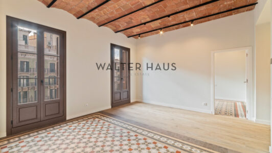 WalterHaus_Ronda20Universitat201_08969.jpg