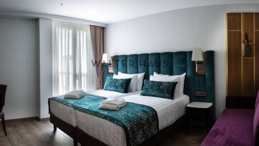 elke-balcony-interior-view-mr6p0norxg4211.jpg