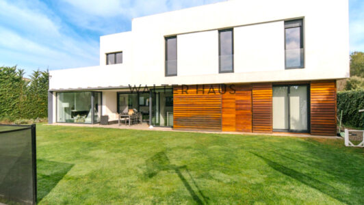 llagostera66376-2.jpg