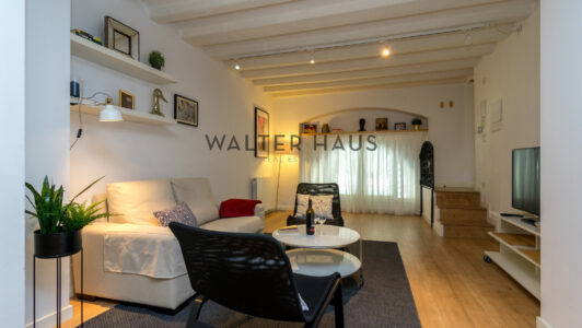 5.20Salon20-20Living20Room4485.jpg